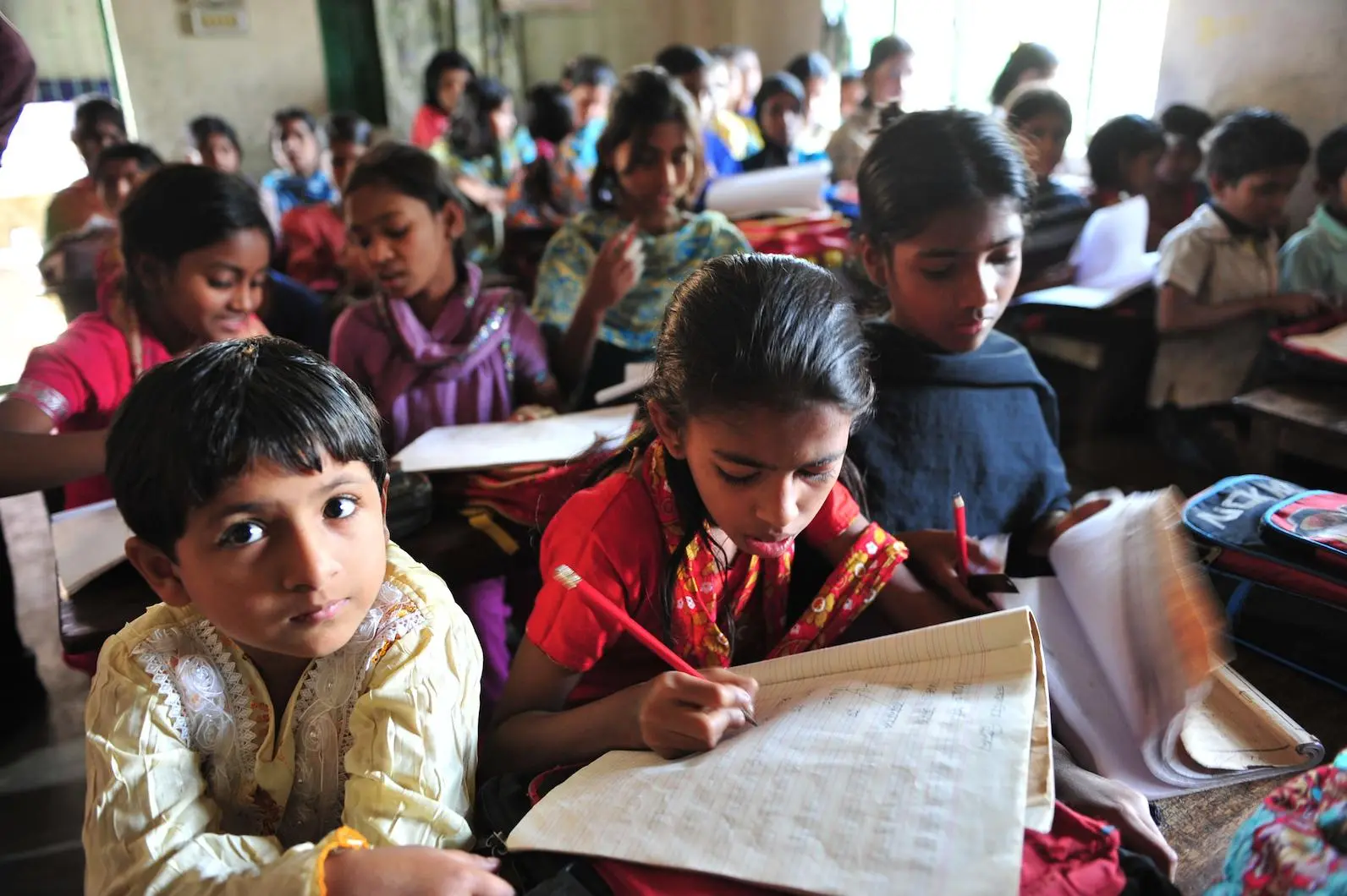 How long is the Jamuna Bridge BY Andrew Morris